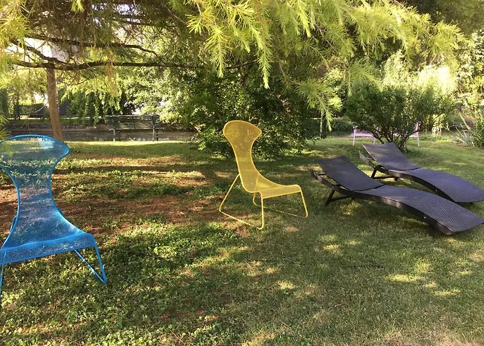 Moulin De Coupigny Casa de Férias *