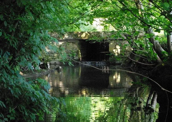 Moulin De Coupigny Casa de Férias *