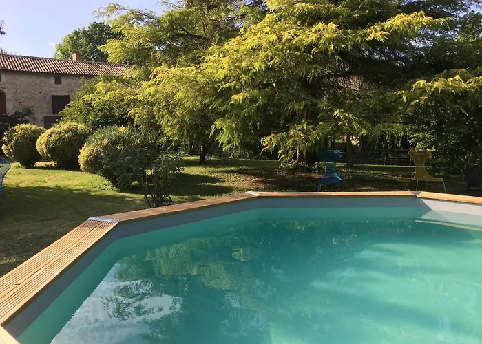 Casa de Férias Moulin De Coupigny Fontenille-Saint-Martin-d'Entraigues